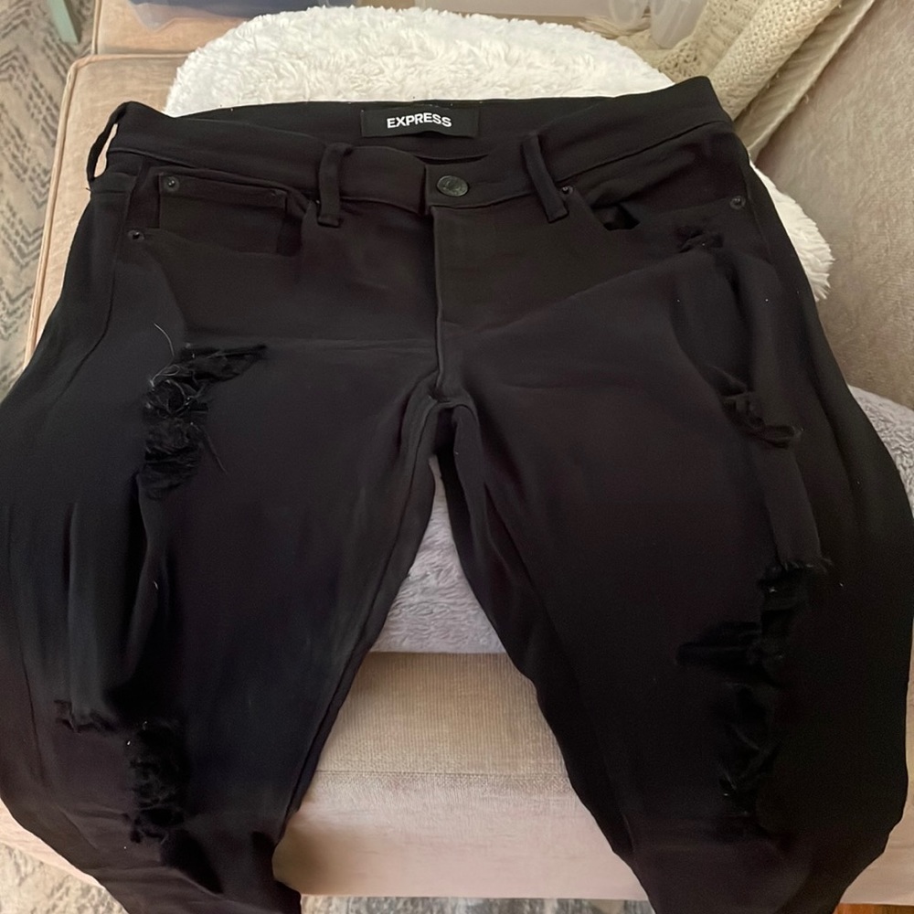 Express Size 6 Women's Mid‎ Rise Black Ripped Jean Legging